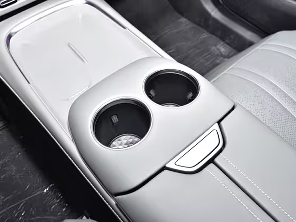 autohomecar__ChxkPWf19fuAZypmACepD2RS6O4951 (1) 17.jpg