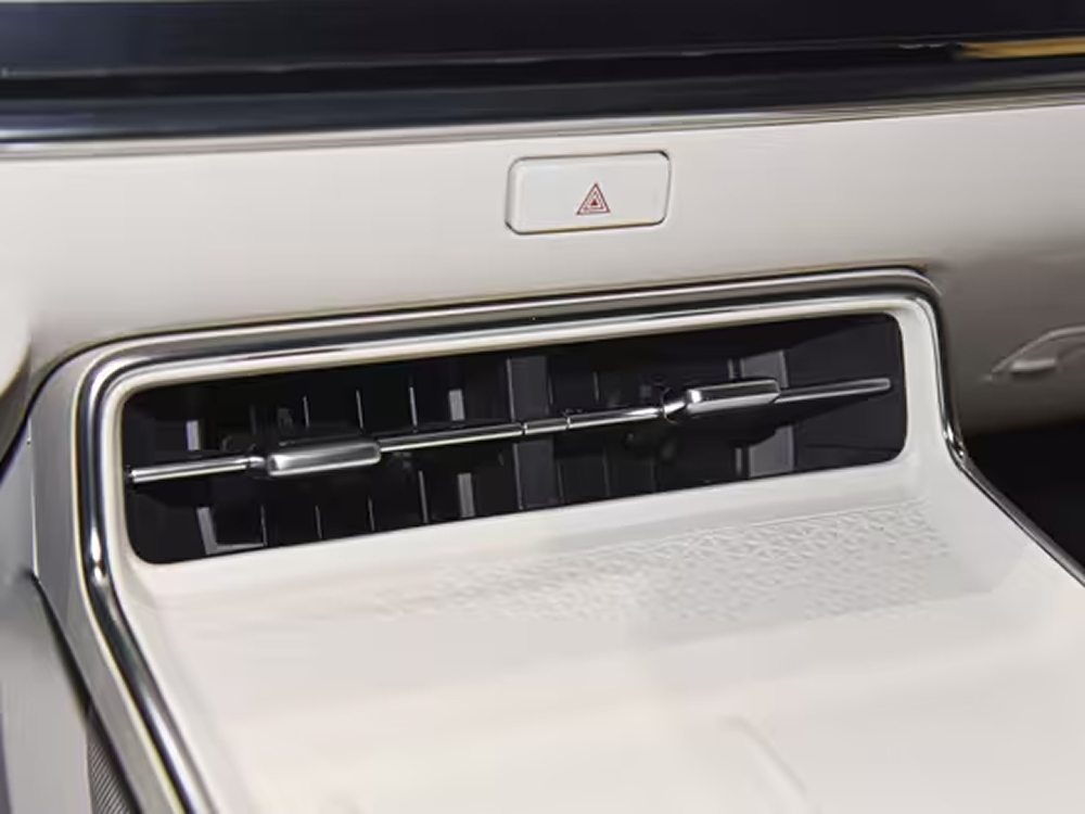 autohomecar__ChxoHmf19fSASDzFAB-dTXQXD_M528 (1) 14.jpg